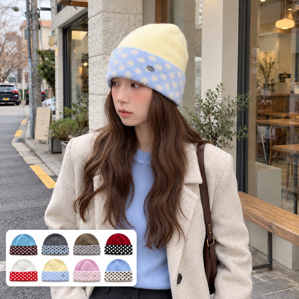 Beanie Cuffed Knit - หมวกบีนนี่ถักลายจุดสำหรับผู้หญิง หมวกกันหนาวแบบมีขอบพับ ดีไซน์สีบล็อก แฟชั่นลำลองสำหรับฤดูใบไม้ร่วงและกิจกรรมกลางแจ้ง สไตล์สตรีทแวร์